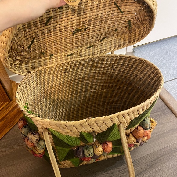 Vintage 1950s 1960s Woven Vacation Fruit Basket - Picture 2 of 11